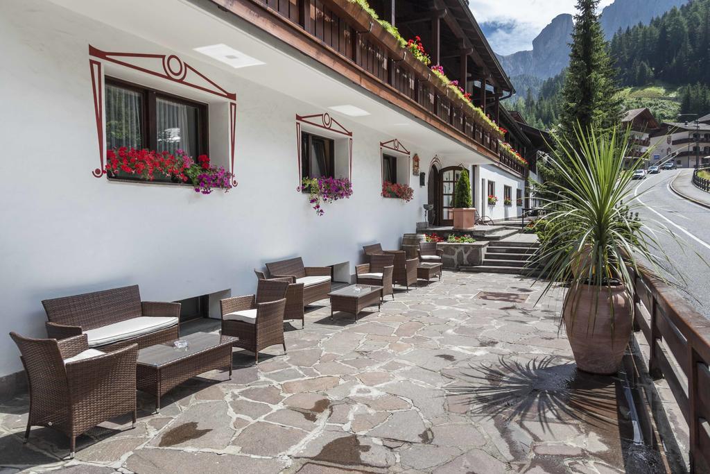 Hotel Casa Alpina - Alpin Haus Selva di Val Gardena Exterior foto