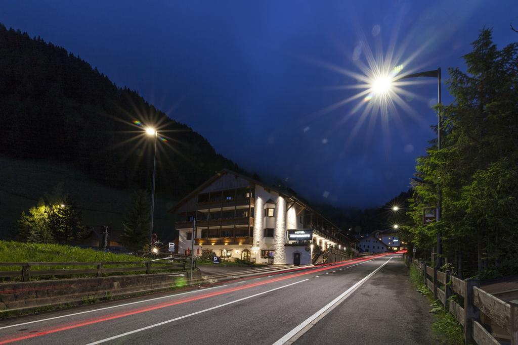 Hotel Casa Alpina - Alpin Haus Selva di Val Gardena Exterior foto